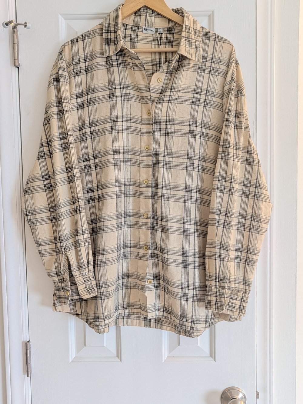 Rhythm. NWT Cream Plaid womens Button-Down L oversized androgenous